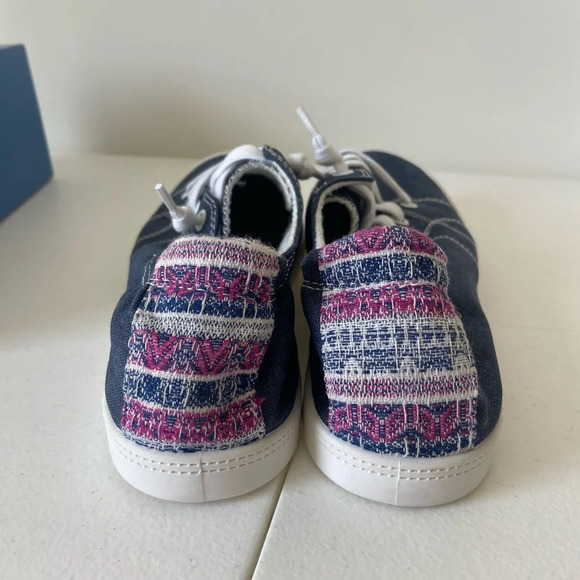 NEW | Jellypop women’s Dallas navy canvas slip on embroidered sneakers — 9.5 - Picture 3 of 8